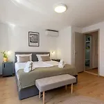 Casa Novak Center Апартаменты Пореч